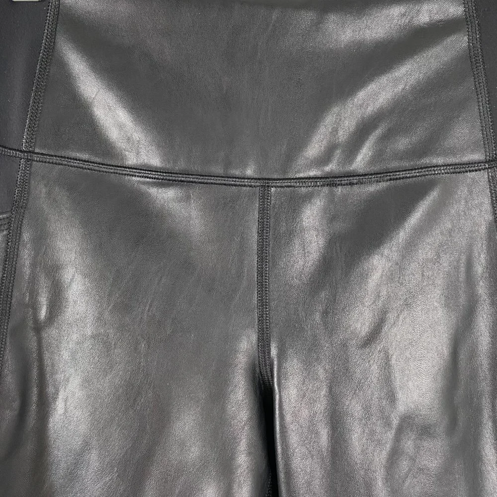 Athleta Gleam Chaturanga to Town Tight Leggings Fa - Picture 4 of 9
